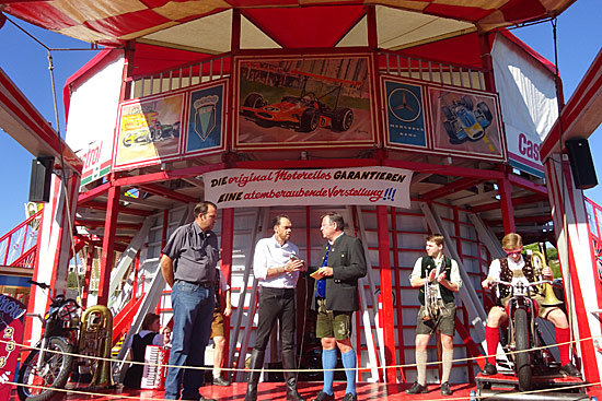 Vorgestellt wurde das Motodrom beim Presserundgang durch Bürgermeister und Wiesn-Chef Josef Schmid (©Foto: Martin Schmitz)